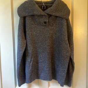 Women’s sweater with shawl collar and buttons